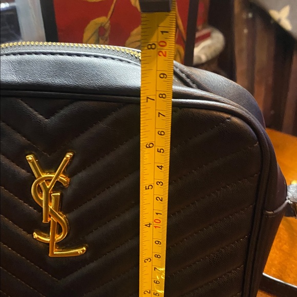 Black and Gold Quilted Belt Bag - Picture 2 of 4